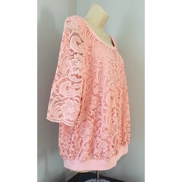 Torrid Peachy Rose Lace Top | Romantic Floral Lace | Size 0 (L) - Picture 3 of 7